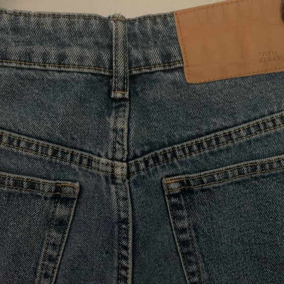 Zara High Waisted Jean Shorts - Picture 8 of 8
